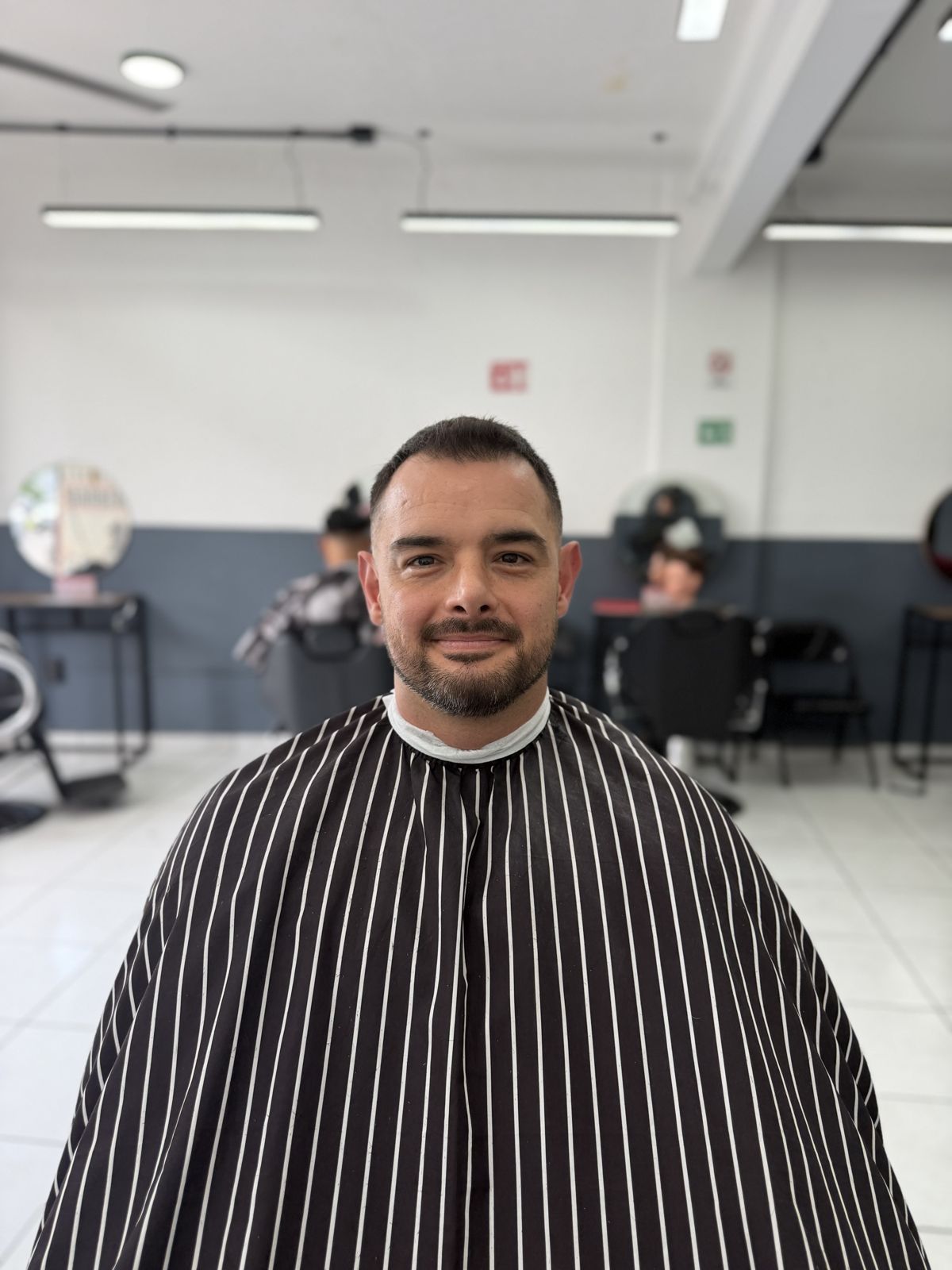 Fade terminado por un maestro barbero de Baltra